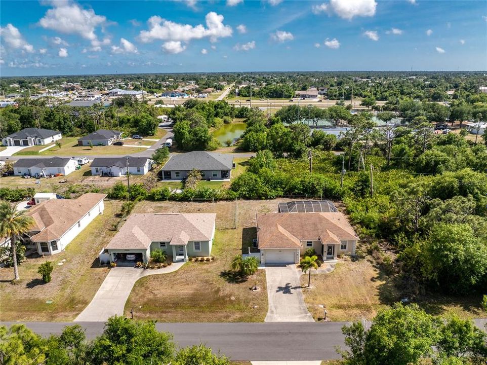 Activo con contrato: $364,900 (3 camas, 2 baños, 1436 Pies cuadrados)