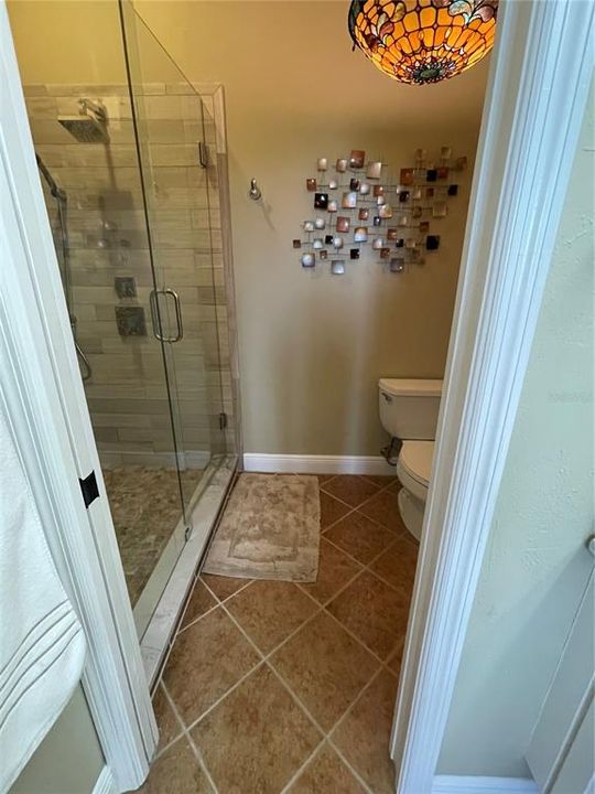 For Sale: $307,500 (2 beds, 2 baths, 1128 Square Feet)