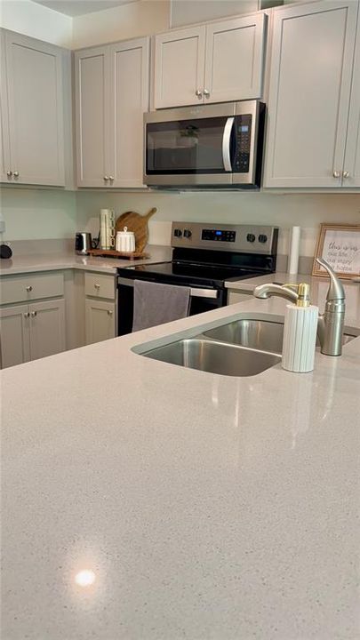 For Sale: $275,000 (3 beds, 2 baths, 1515 Square Feet)
