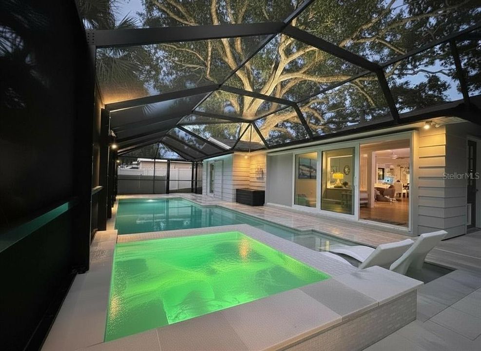 En Venta: $1,575,000 (4 camas, 3 baños, 2757 Pies cuadrados)