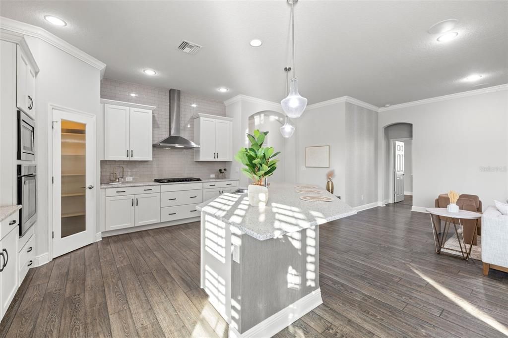 Active With Contract: $565,000 (3 beds, 3 baths, 2302 Square Feet)