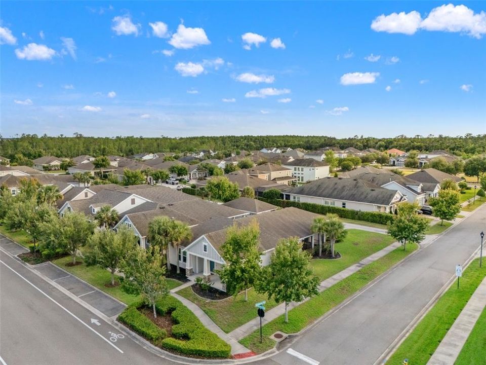 Active With Contract: $565,000 (3 beds, 3 baths, 2302 Square Feet)