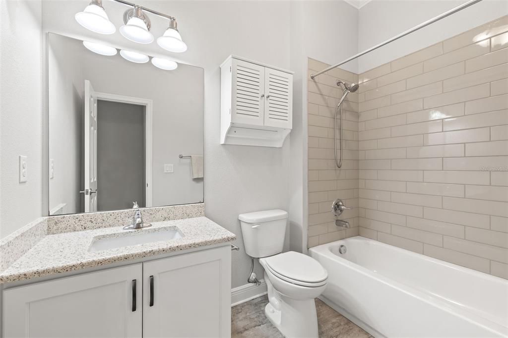 Active With Contract: $565,000 (3 beds, 3 baths, 2302 Square Feet)