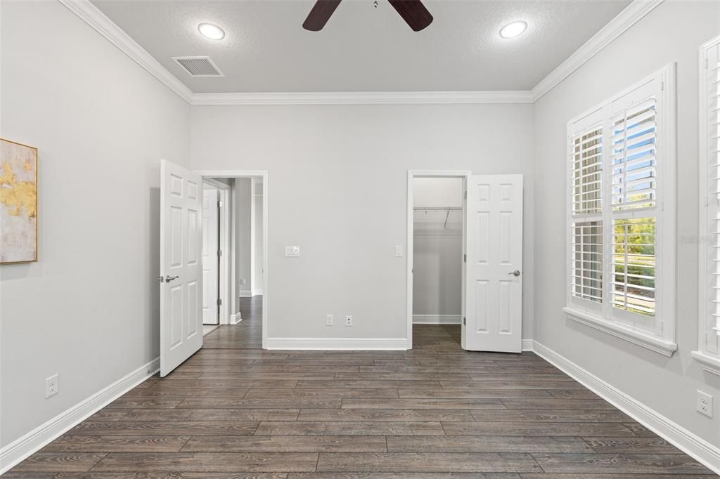 Active With Contract: $565,000 (3 beds, 3 baths, 2302 Square Feet)