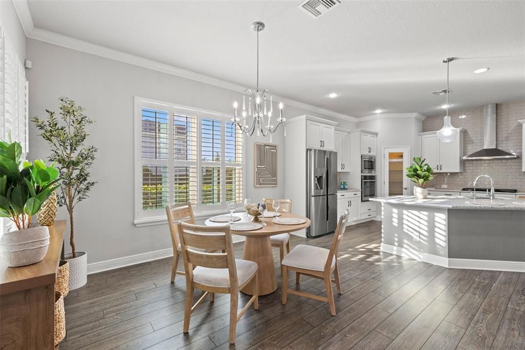 Active With Contract: $565,000 (3 beds, 3 baths, 2302 Square Feet)