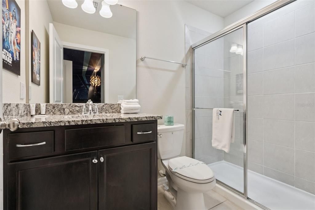 For Sale: $850,000 (10 beds, 8 baths, 4399 Square Feet)