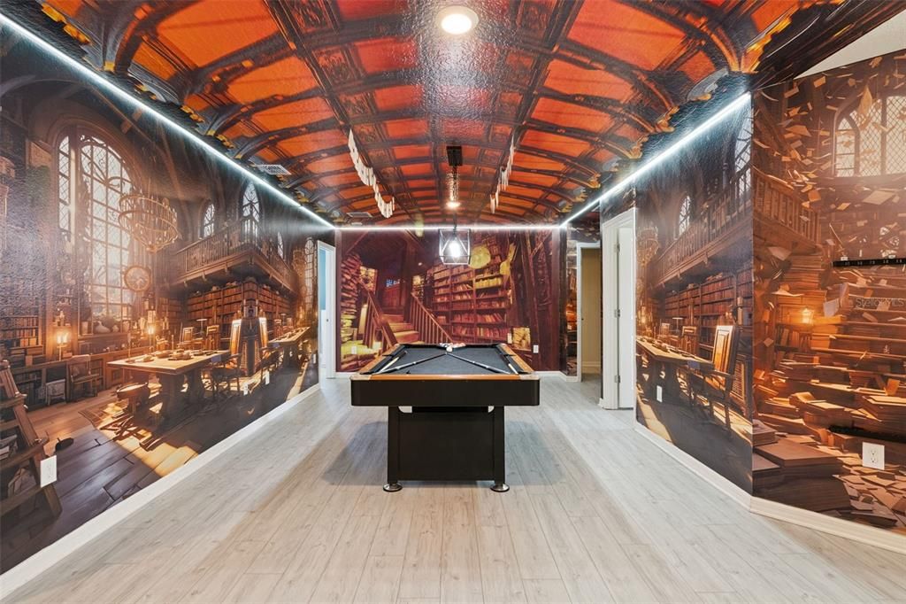 For Sale: $850,000 (10 beds, 8 baths, 4399 Square Feet)