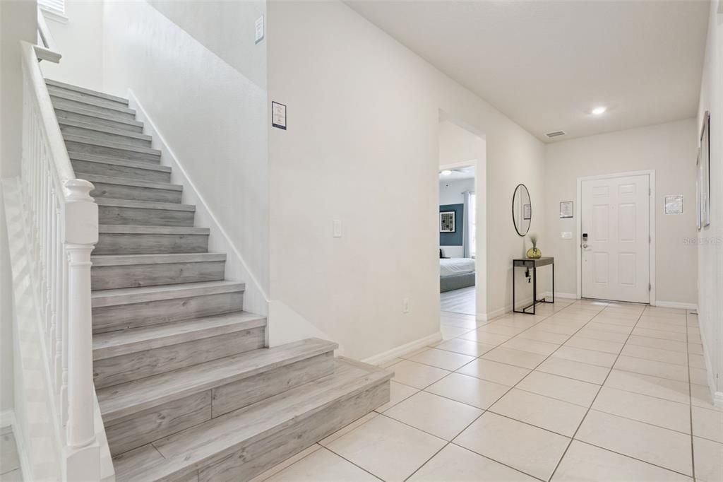 For Sale: $850,000 (10 beds, 8 baths, 4399 Square Feet)