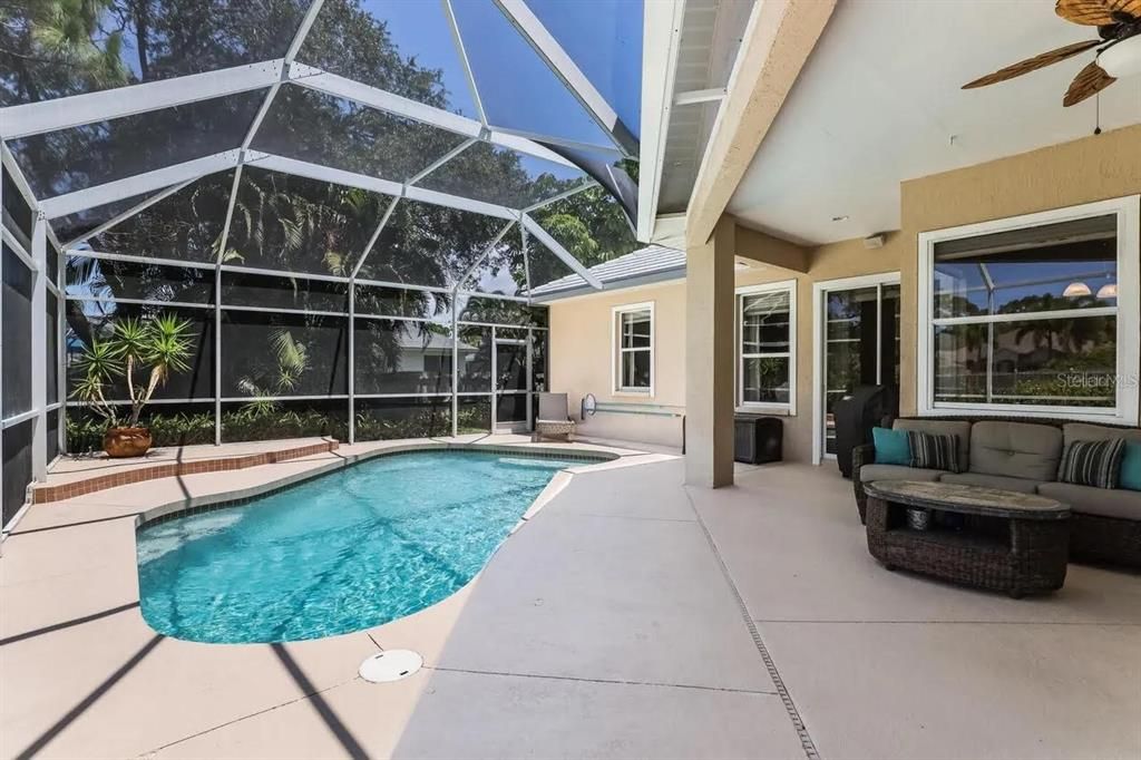 Activo con contrato: $609,900 (3 camas, 2 baños, 2047 Pies cuadrados)