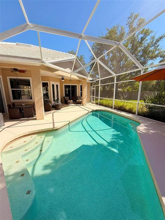 Activo con contrato: $609,900 (3 camas, 2 baños, 2047 Pies cuadrados)