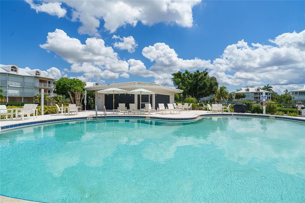 For Sale: $719,000 (2 beds, 2 baths, 1287 Square Feet)