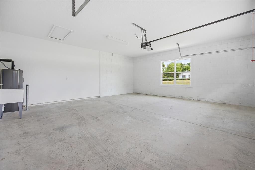 En Venta: $494,500 (4 camas, 3 baños, 2478 Pies cuadrados)