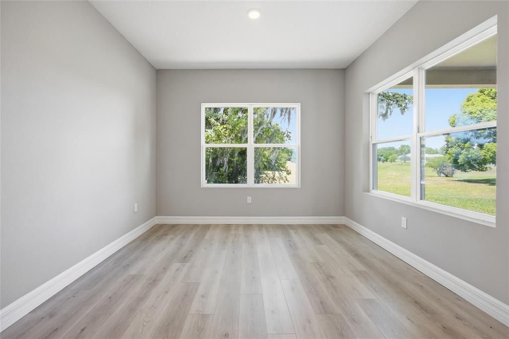 En Venta: $494,500 (4 camas, 3 baños, 2478 Pies cuadrados)