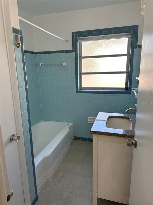 Active With Contract: $660,000 (4 beds, 0 baths, 1624 Square Feet)