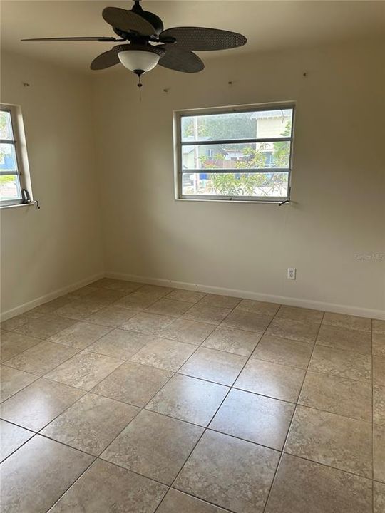 Active With Contract: $660,000 (4 beds, 0 baths, 1624 Square Feet)