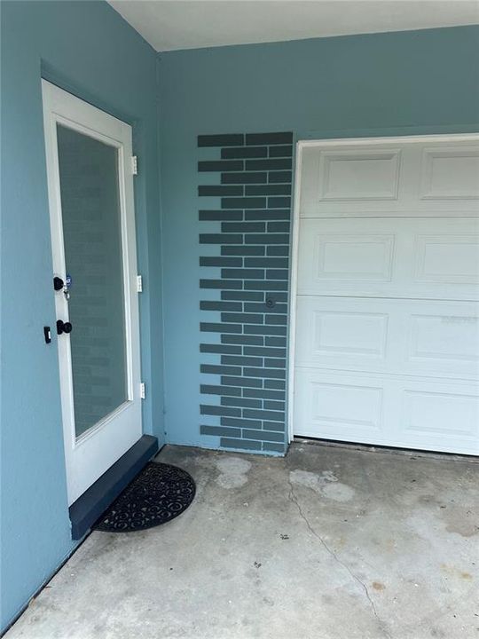 Active With Contract: $660,000 (4 beds, 0 baths, 1624 Square Feet)