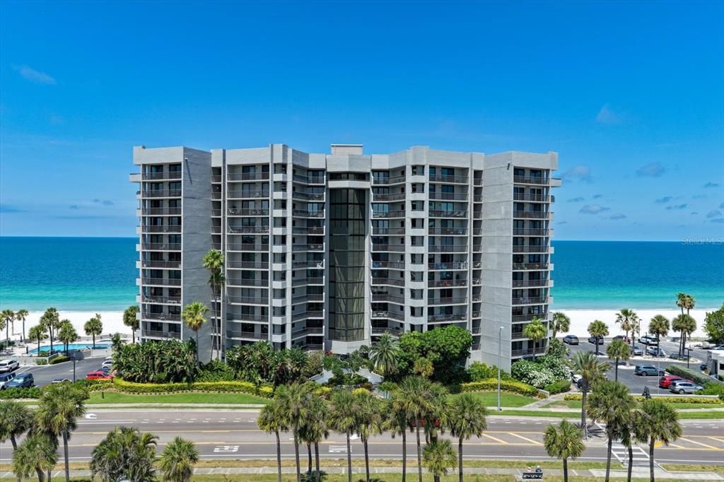 For Sale: $995,000 (2 beds, 2 baths, 1610 Square Feet)