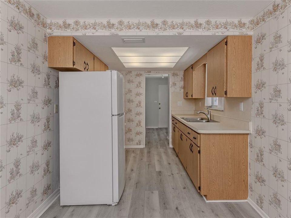 Activo con contrato: $325,000 (3 camas, 2 baños, 1361 Pies cuadrados)