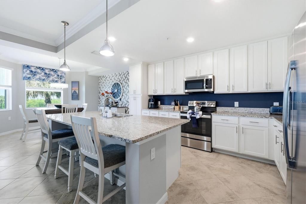 For Sale: $237,000 (2 beds, 2 baths, 1198 Square Feet)