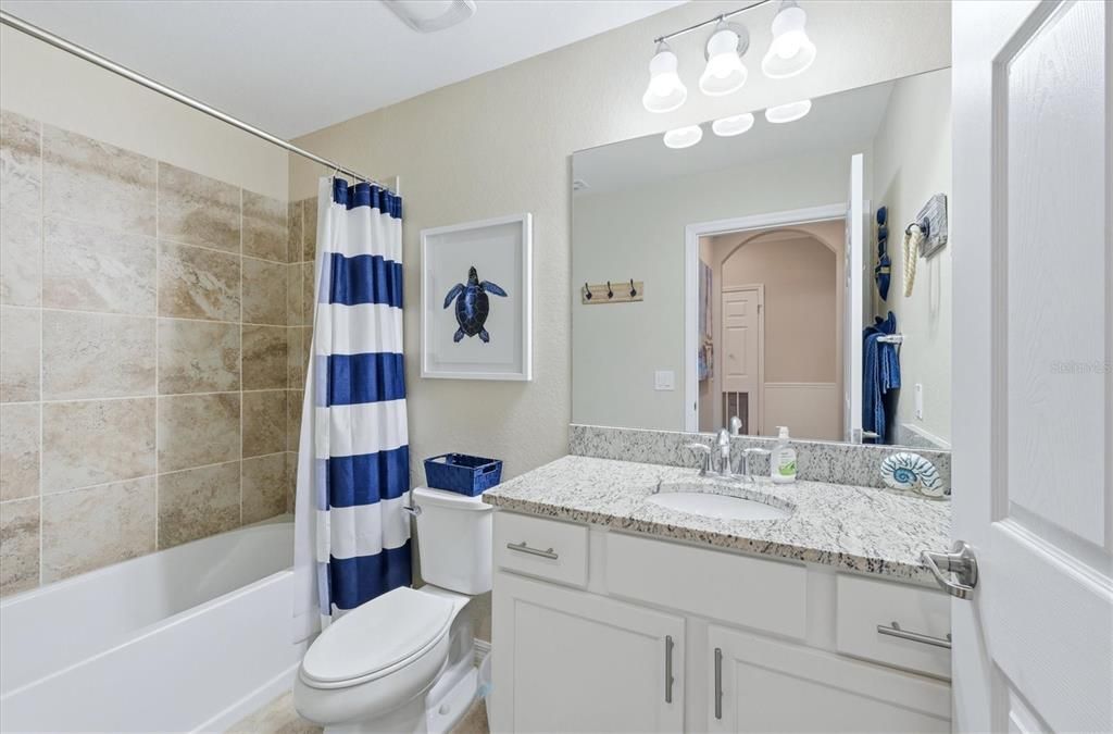 For Sale: $237,000 (2 beds, 2 baths, 1198 Square Feet)