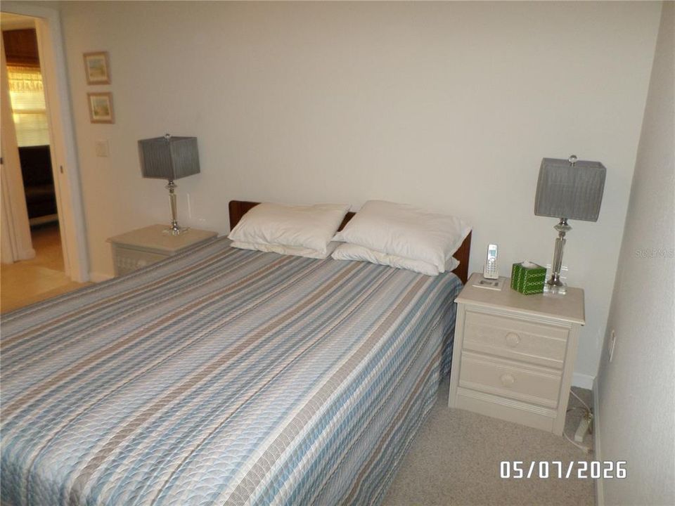 For Sale: $269,000 (2 beds, 2 baths, 816 Square Feet)
