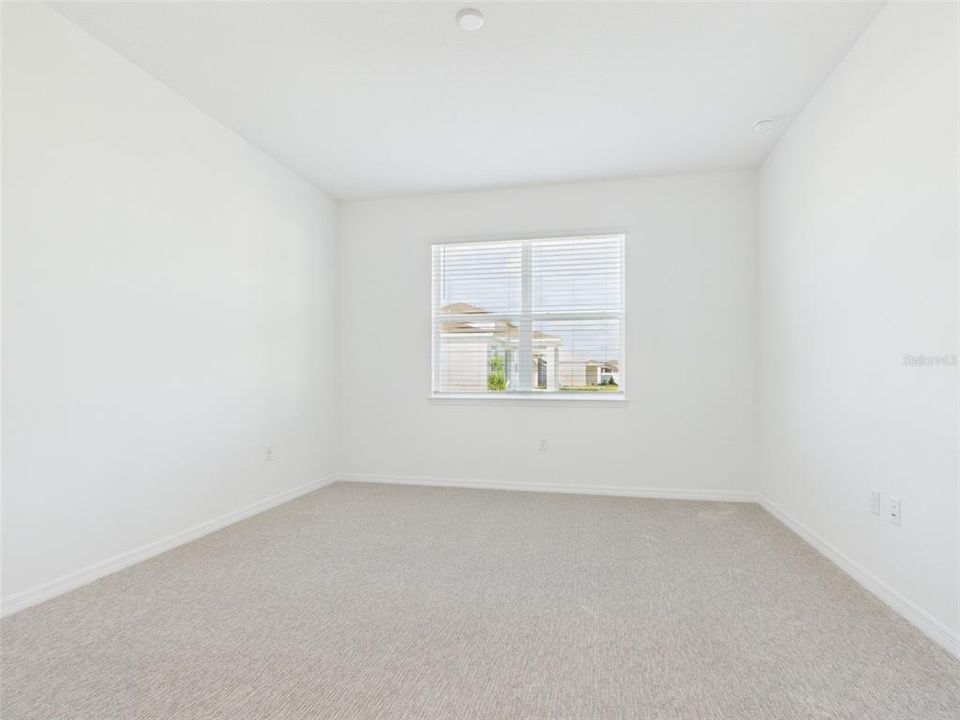 В аренду: $2,275 (3 спален, 2 ванн, 1608 Квадратных фут)