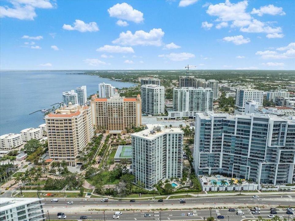 For Sale: $1,285,000 (2 beds, 2 baths, 1736 Square Feet)