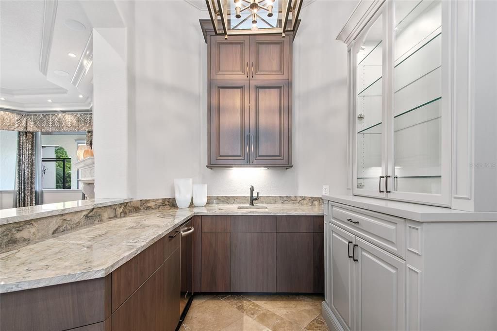 En Venta: $7,400,000 (5 camas, 6 baños, 7529 Pies cuadrados)