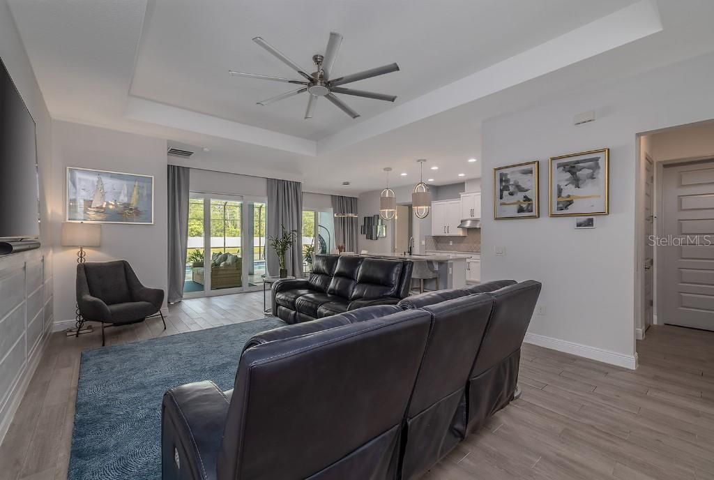 For Sale: $724,900 (4 beds, 3 baths, 2735 Square Feet)