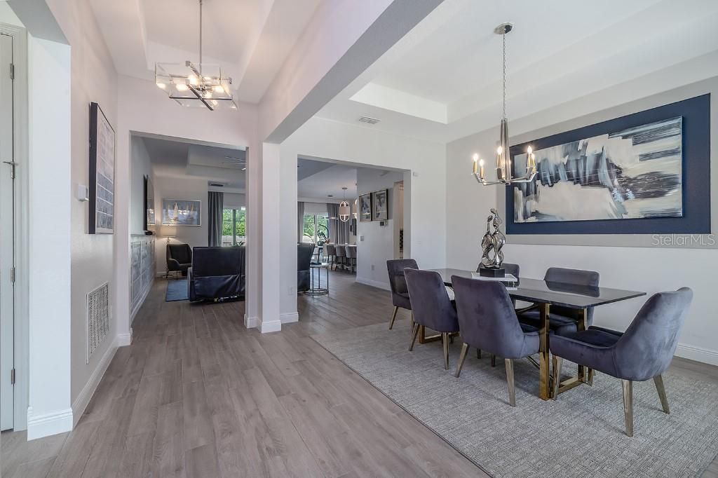 For Sale: $724,900 (4 beds, 3 baths, 2735 Square Feet)