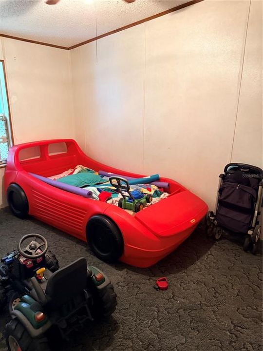 Active With Contract: $114,995 (3 beds, 2 baths, 1488 Square Feet)