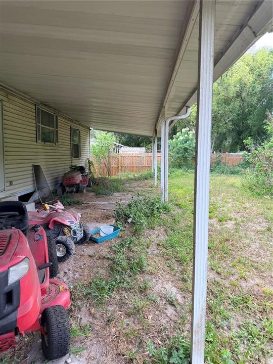Active With Contract: $114,995 (3 beds, 2 baths, 1488 Square Feet)