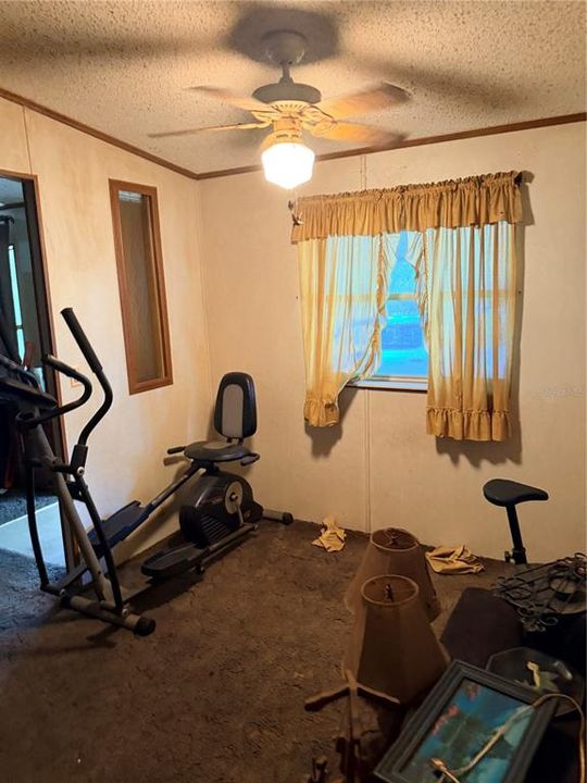 Active With Contract: $114,995 (3 beds, 2 baths, 1488 Square Feet)