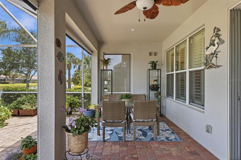 For Sale: $589,900 (2 beds, 2 baths, 2178 Square Feet)