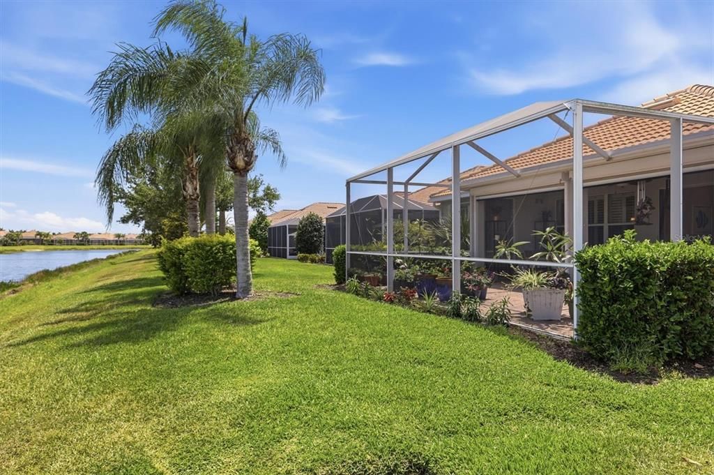 For Sale: $589,900 (2 beds, 2 baths, 2178 Square Feet)