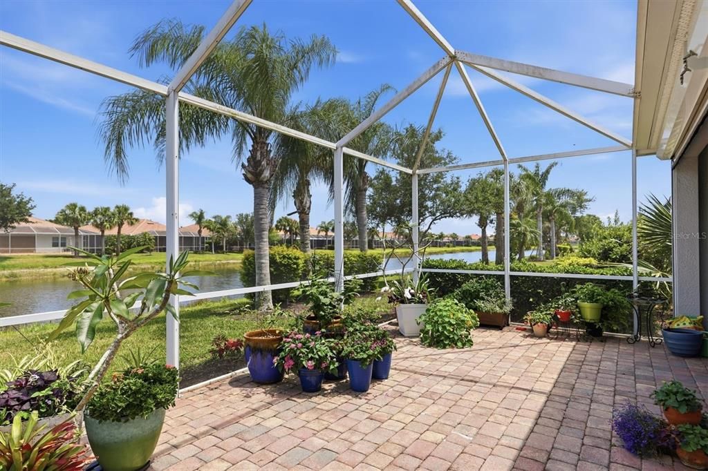For Sale: $589,900 (2 beds, 2 baths, 2178 Square Feet)
