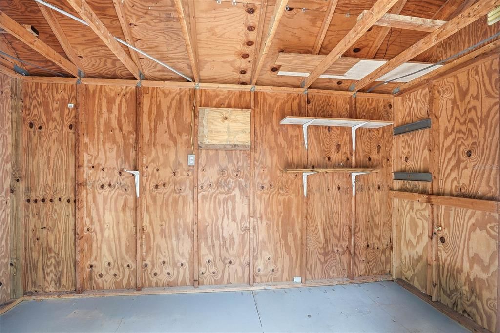 Activo con contrato: $269,900 (4 camas, 2 baños, 1400 Pies cuadrados)