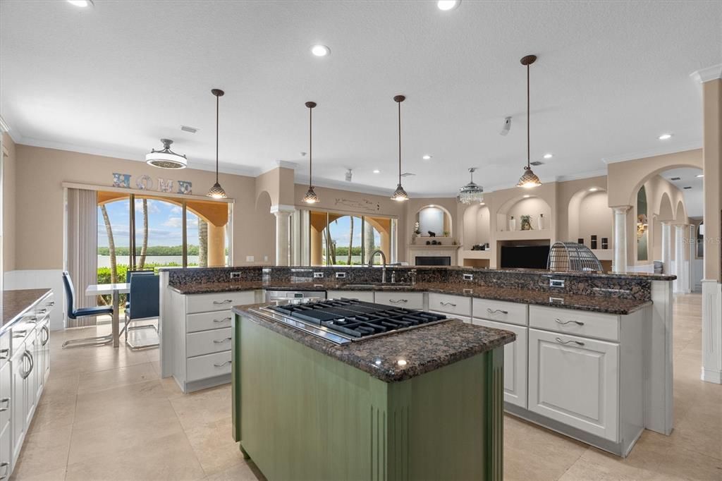 For Sale: $3,100,000 (7 beds, 5 baths, 4967 Square Feet)