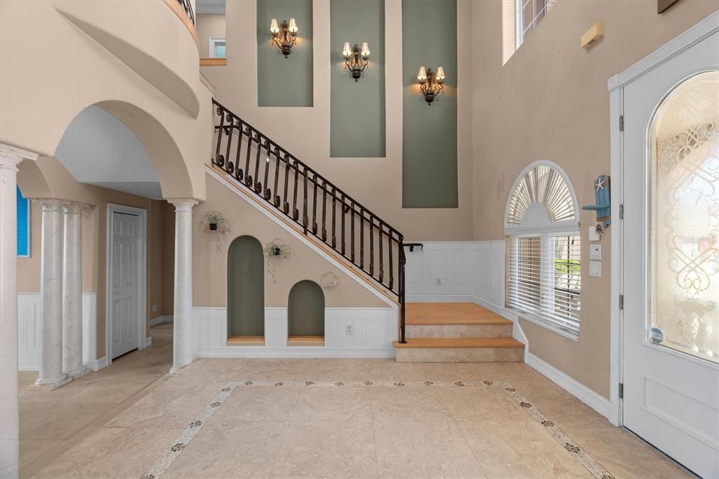 For Sale: $3,100,000 (7 beds, 5 baths, 4967 Square Feet)