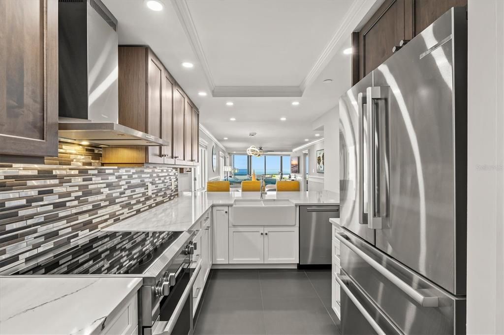 For Sale: $1,275,000 (2 beds, 2 baths, 1515 Square Feet)