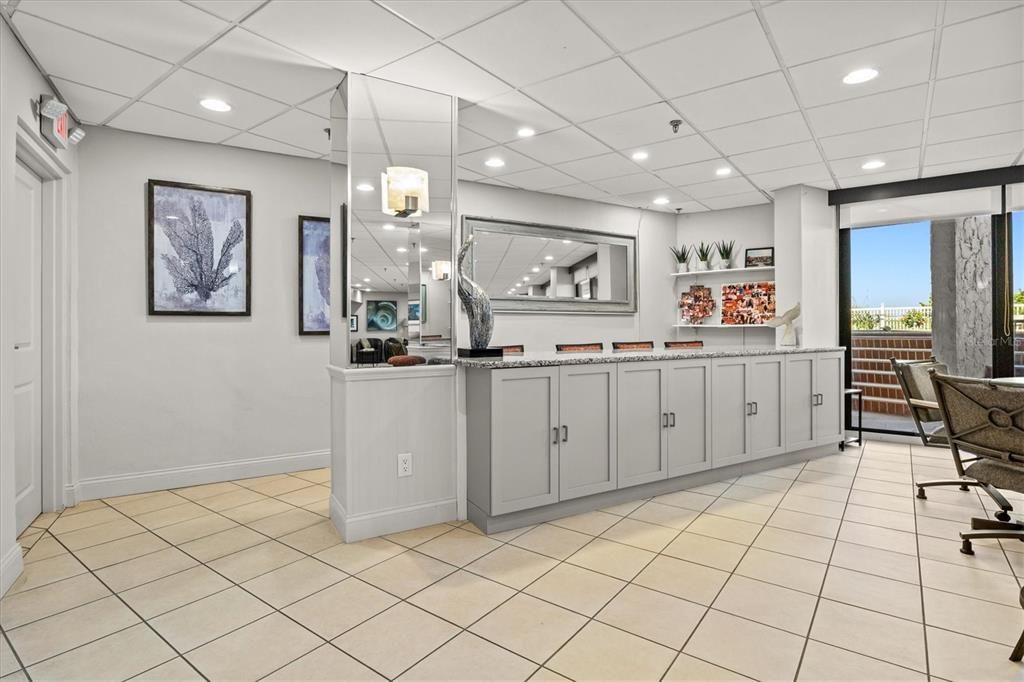 For Sale: $1,275,000 (2 beds, 2 baths, 1515 Square Feet)