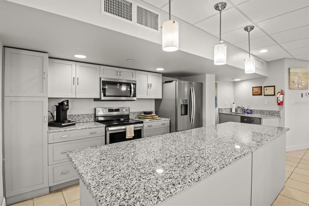 For Sale: $1,275,000 (2 beds, 2 baths, 1515 Square Feet)