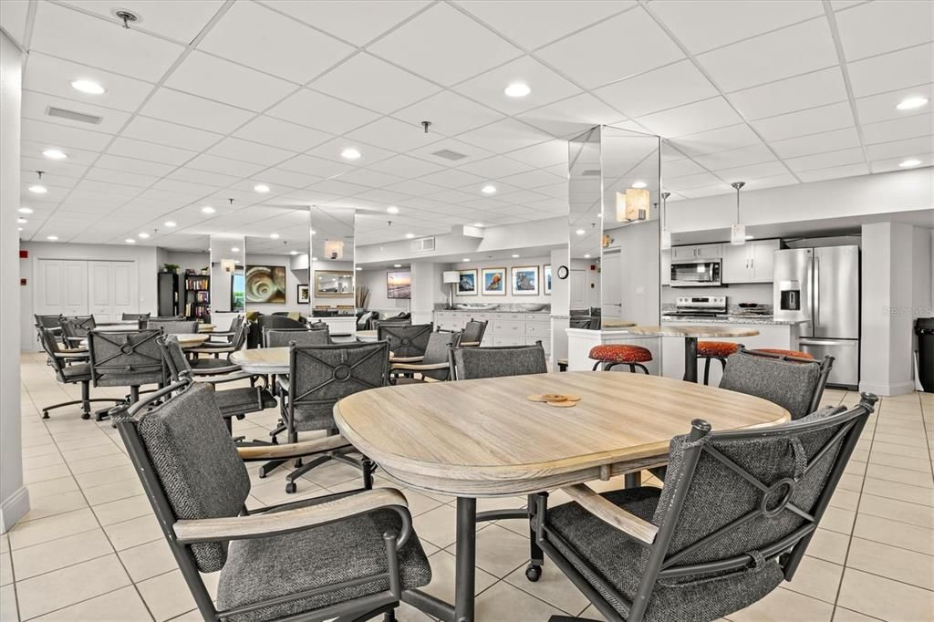 For Sale: $1,275,000 (2 beds, 2 baths, 1515 Square Feet)