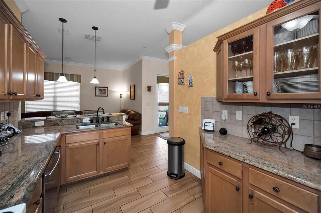 For Sale: $675,000 (3 beds, 2 baths, 1870 Square Feet)