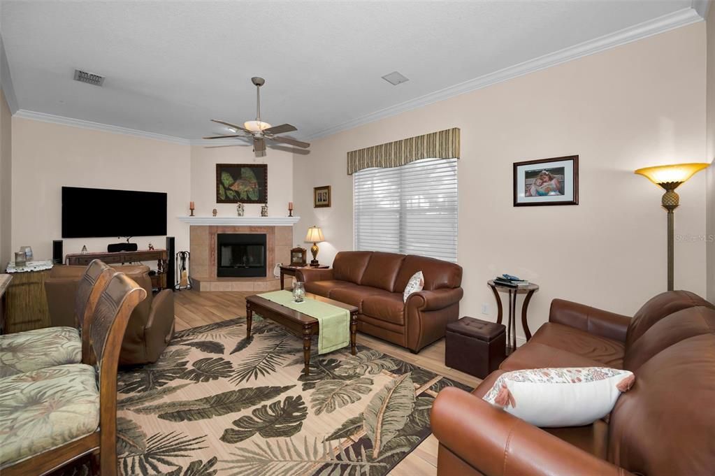 For Sale: $675,000 (3 beds, 2 baths, 1870 Square Feet)