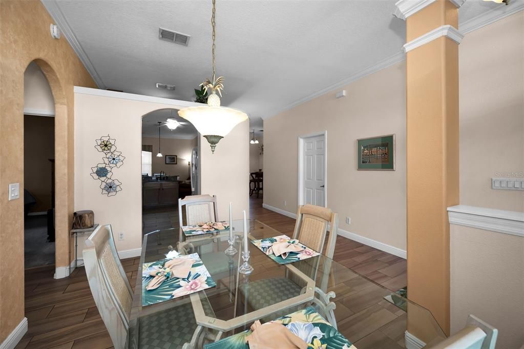 For Sale: $675,000 (3 beds, 2 baths, 1870 Square Feet)