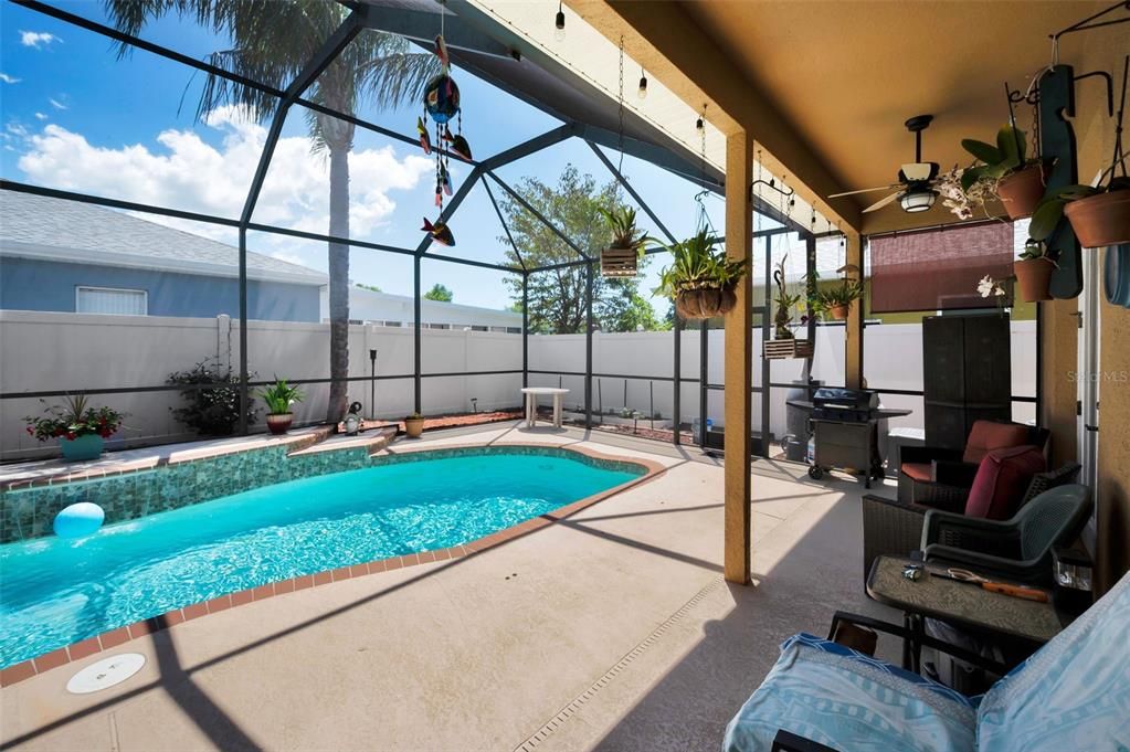 For Sale: $675,000 (3 beds, 2 baths, 1870 Square Feet)