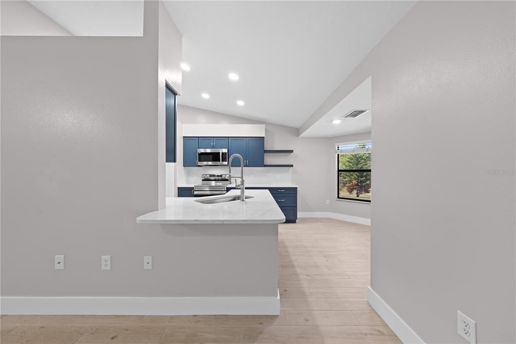 En Venta: $599,000 (3 camas, 2 baños, 1636 Pies cuadrados)
