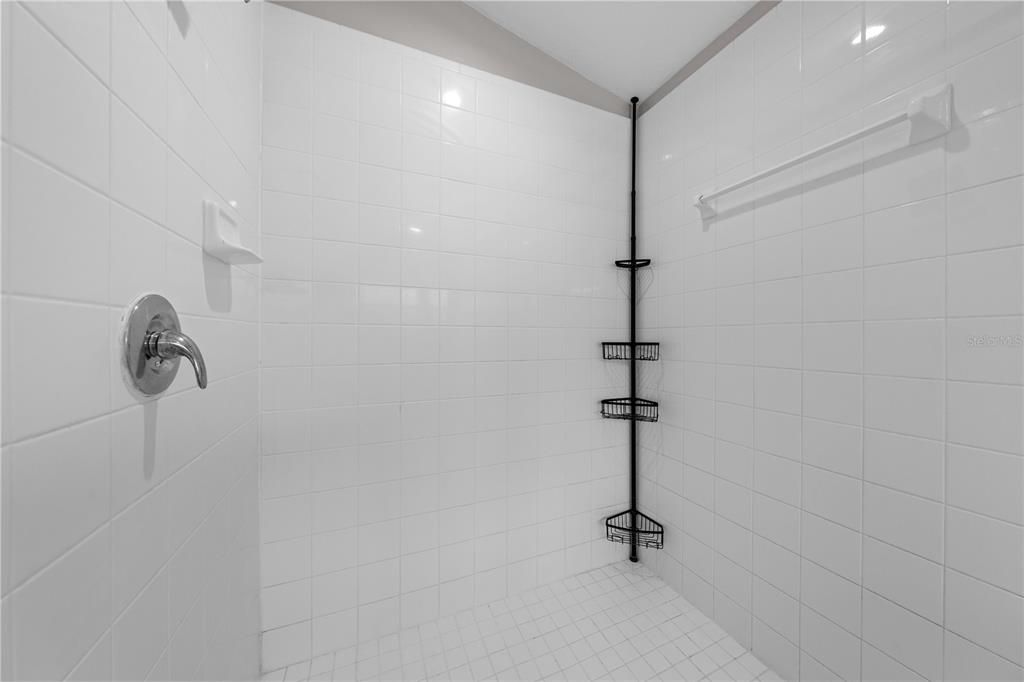 En Venta: $599,000 (3 camas, 2 baños, 1636 Pies cuadrados)