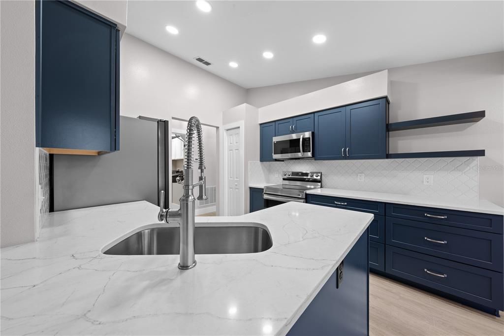 En Venta: $599,000 (3 camas, 2 baños, 1636 Pies cuadrados)